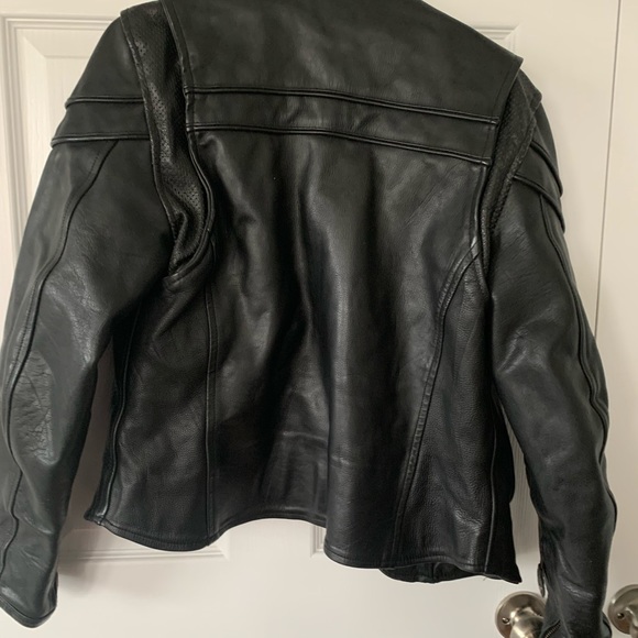 💯💕Leather motorcycle jacket - Picture 2 of 4